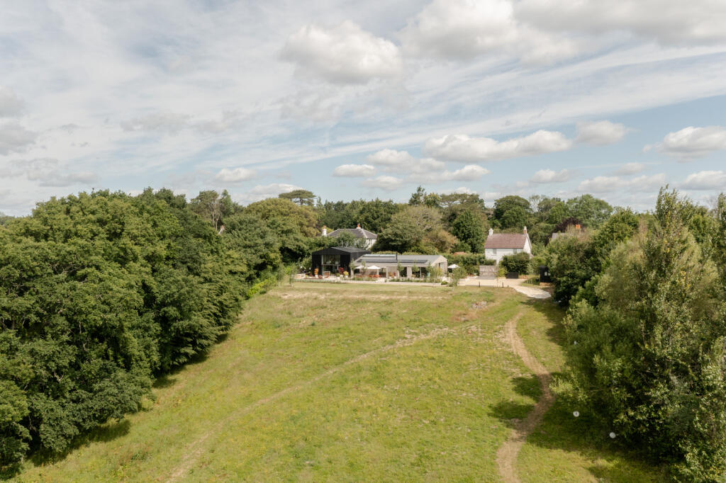 294889 - 20250623-GIBBS-BARN_AERIAL-2_HI_RES.JPG