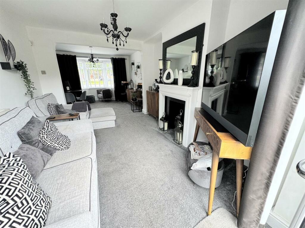 Through Lounge