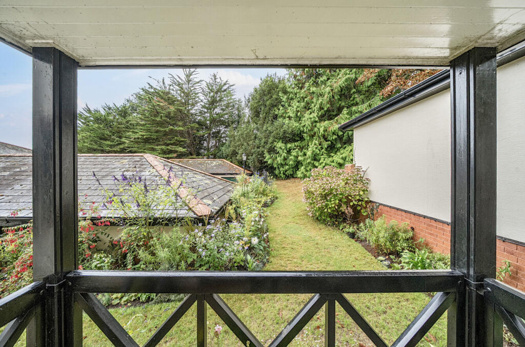 1346692-12-68b6c5...