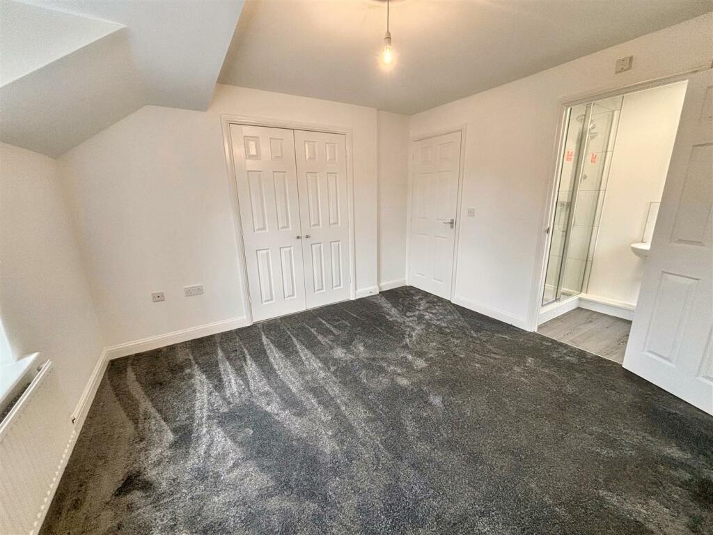 Bedroom 1x1.jpeg