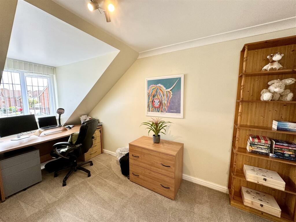BEDROOM 3