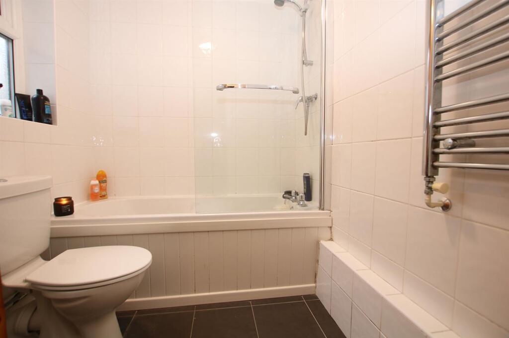 Field Terrace Road, Newmarket