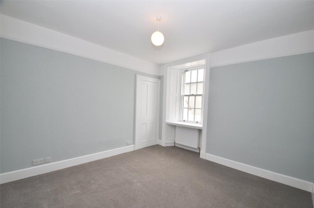 Bedroom 2 (1)