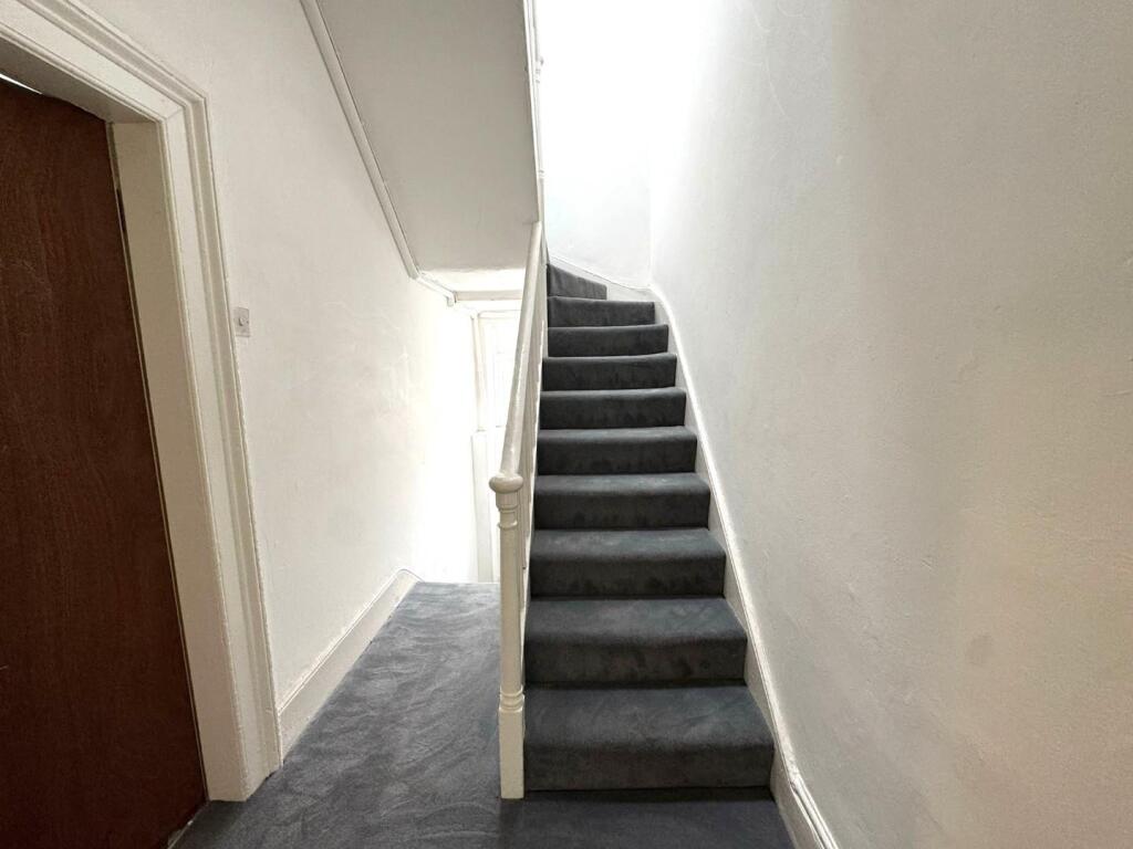 Hallway.jpeg