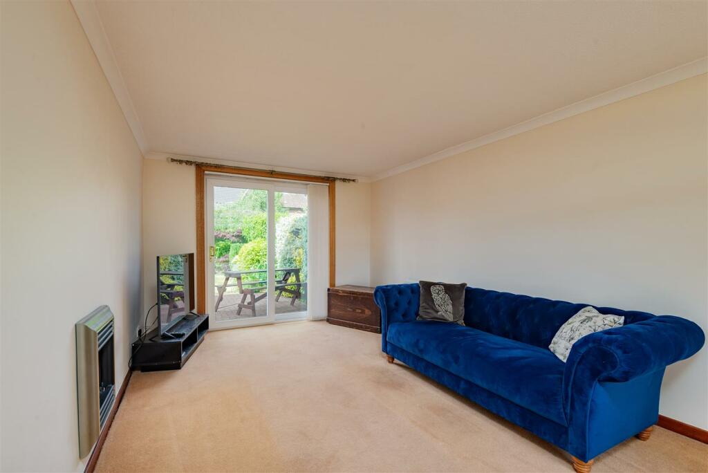 20 Hamilton Place Glenrothes-12.jpg