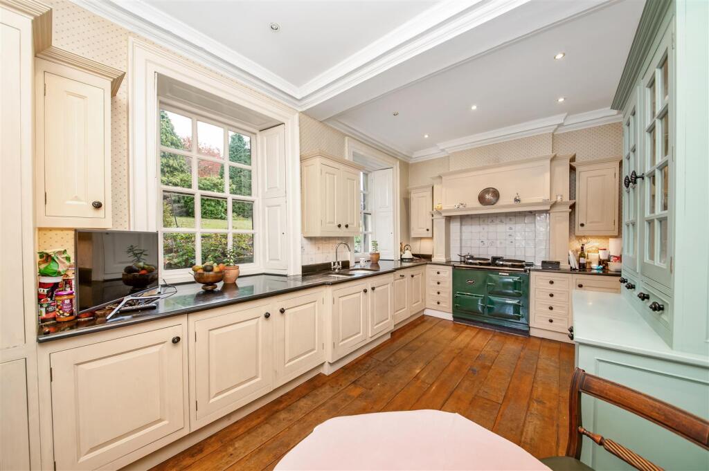 Breakfast Kitchen