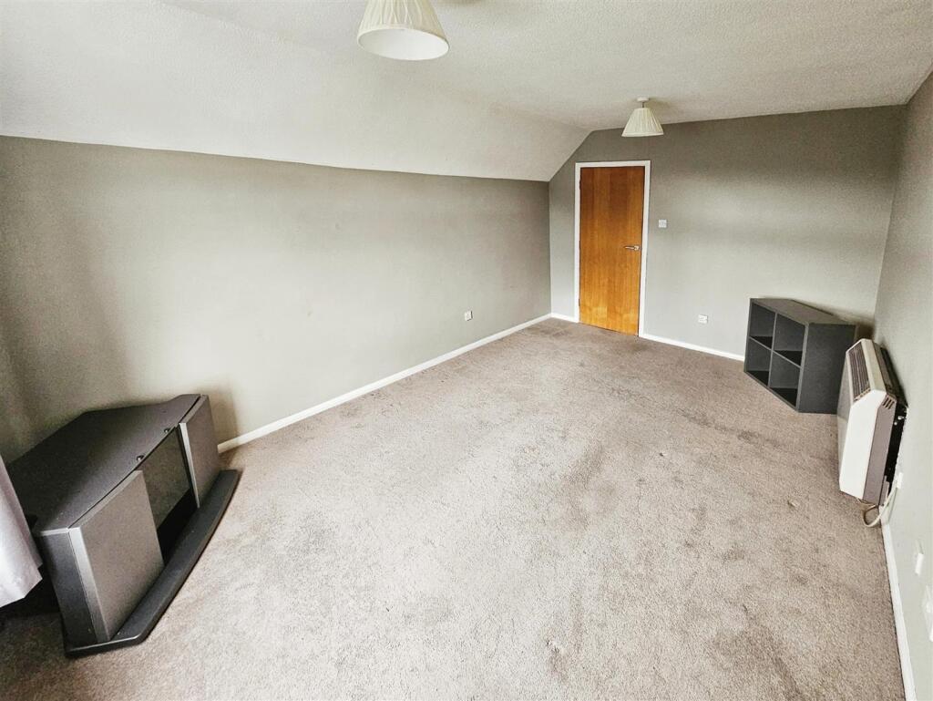 www.primechoiceproperties.co.uk - Eskdaill Place -