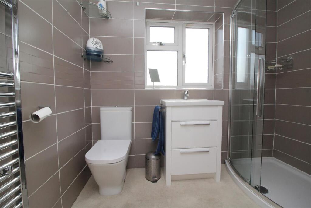 shower room .JPG