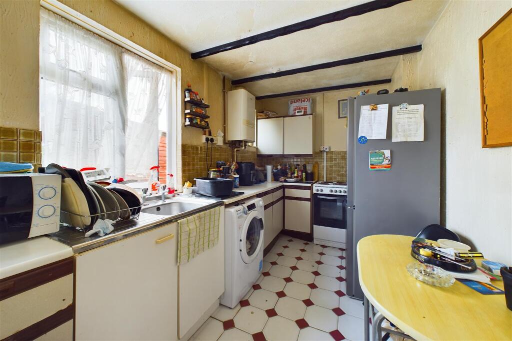 8 Ashcroft Road, Sea Mills, Bristol BS9 2NE | Free