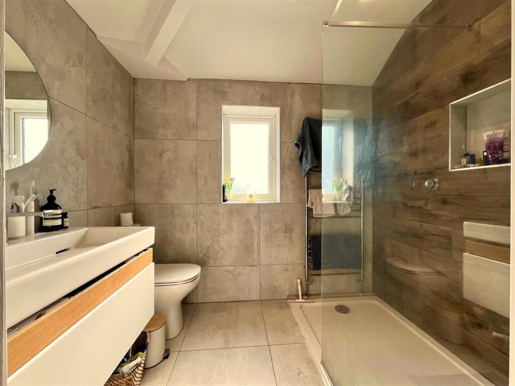 Bedroom 1 En Suite