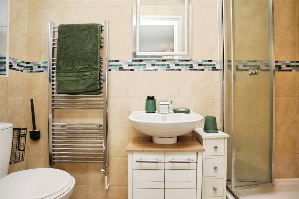 Ensuite