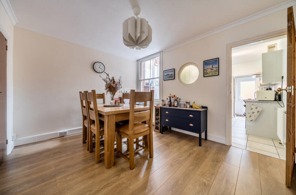 1353832-13-68c2f7...