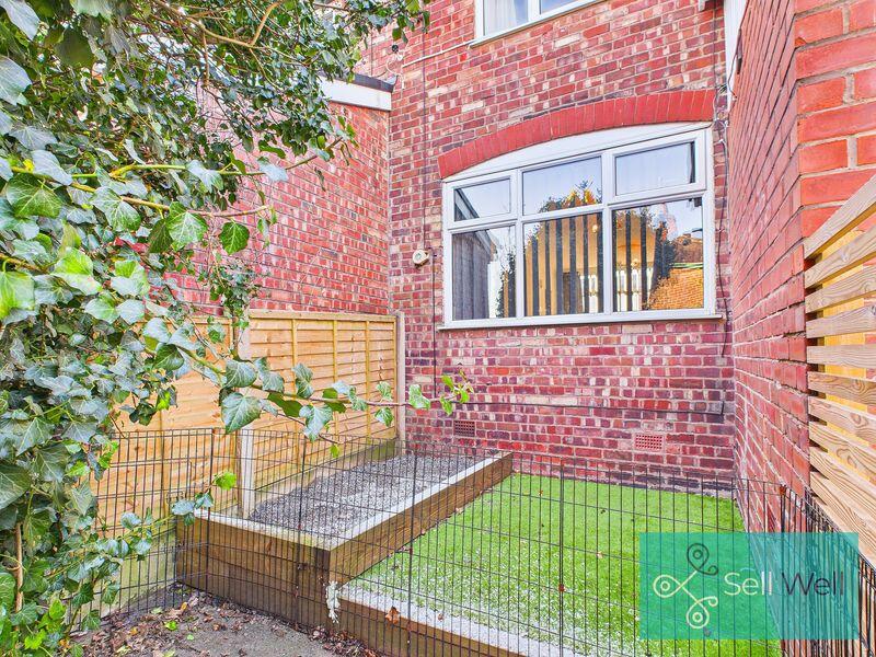 Enclosed Garden / Play Area
