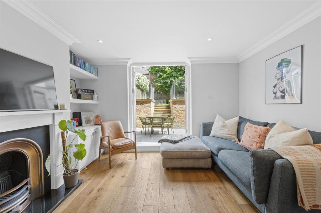 Garden Flat, 29, Homefield Road London3.jpg