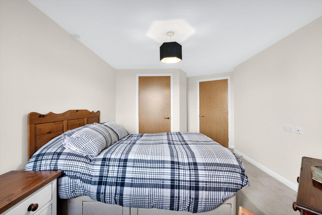 44 Wellington Par...