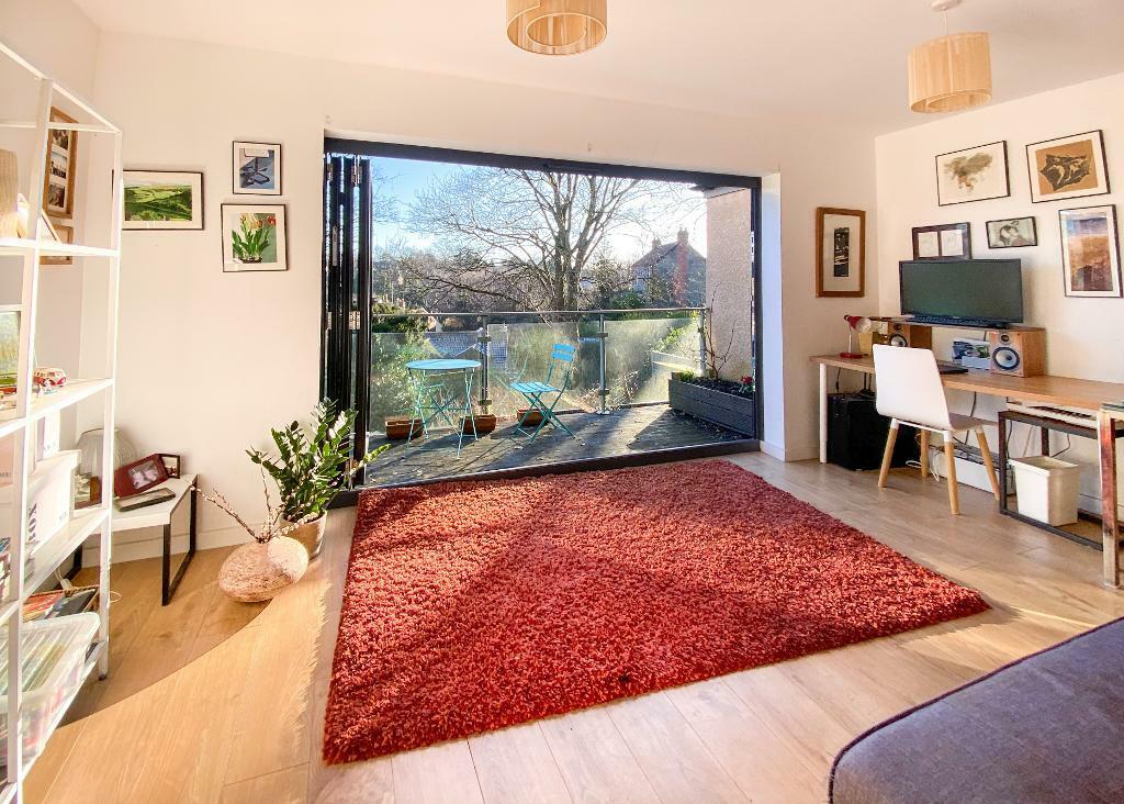 Master bedroom photo 1