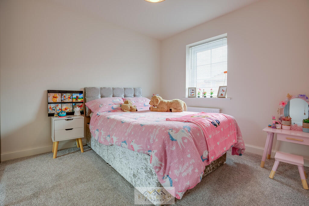 Bedroom 2.1