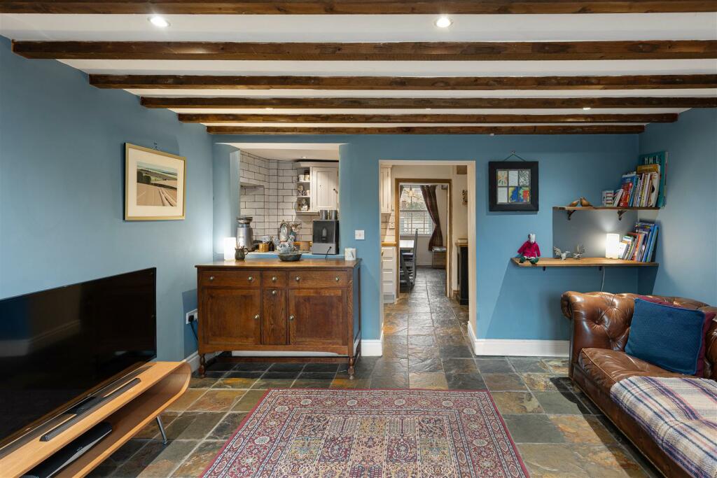 Montorse_Cottage_39.jpg