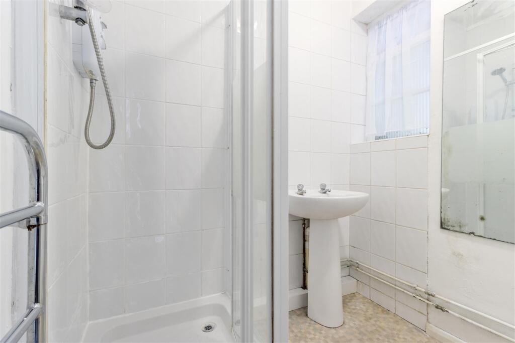 shower room.jpg