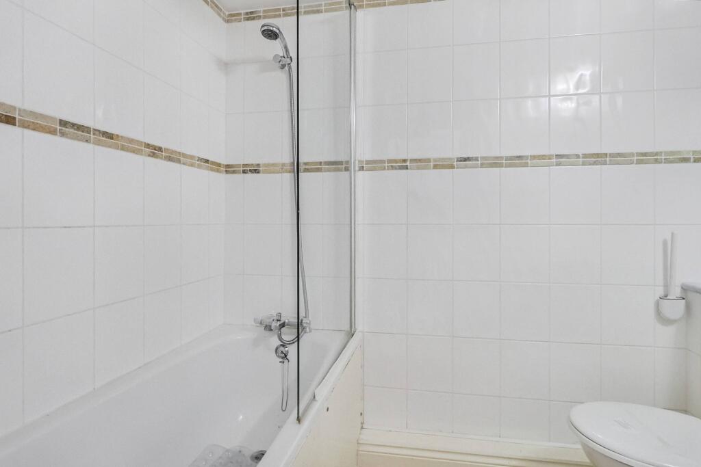 1 Crown Mews, South Street, Crewkerne, Somerset, TA18 8DB