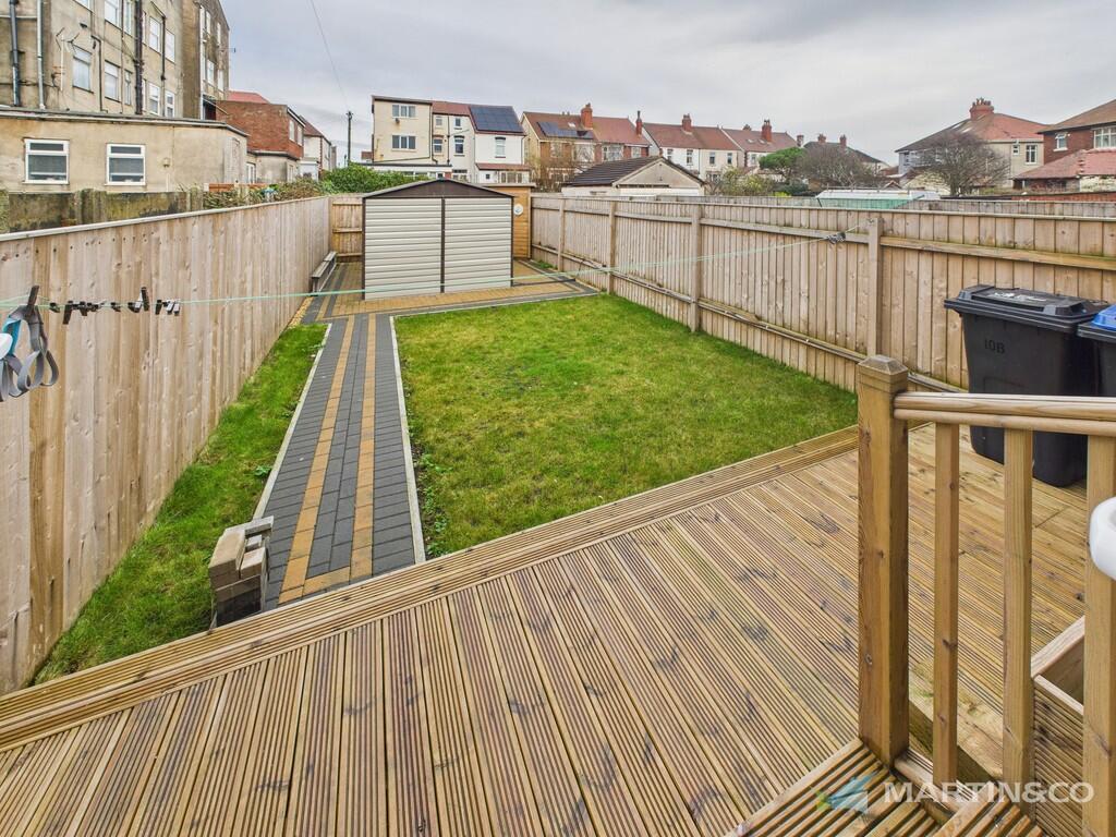 CAM02318G0-PR0553...