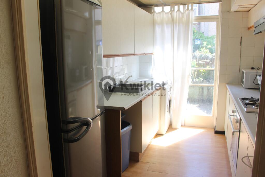 eZy Watermark_13-01-2024_02-38-19-2650pm.jpeg