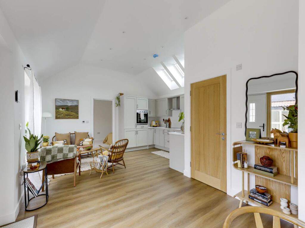 Open Plan (2)