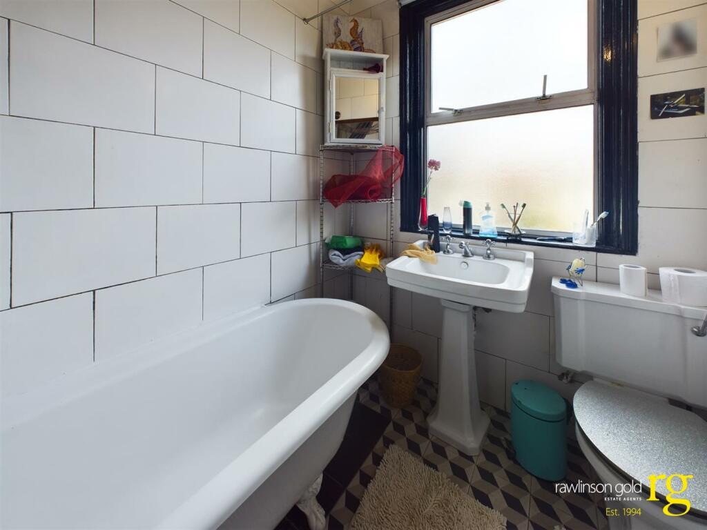 CAM02900G0-PR0153-STILL009 (1).jpg