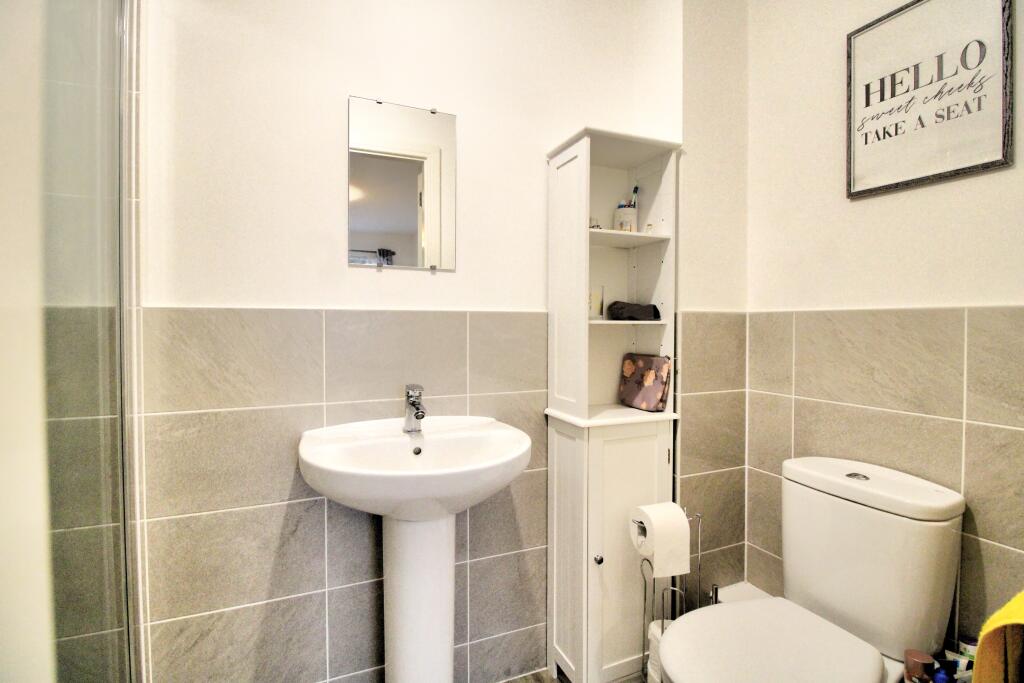 E5A6F48A-24D3-4DCB-B4CA-74E871B8E62B