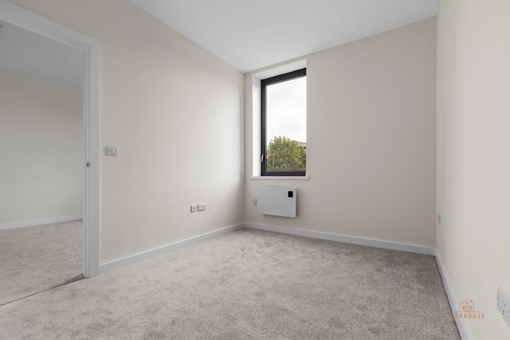 35 holgate park drive 0057-1503