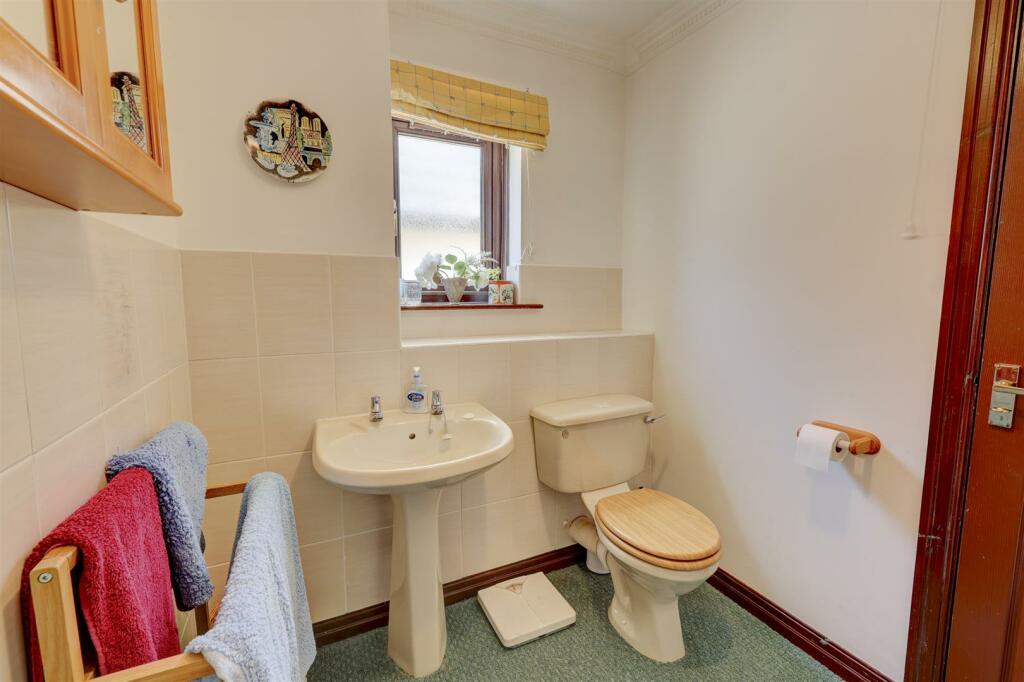 Bedroom 1 Ensuite