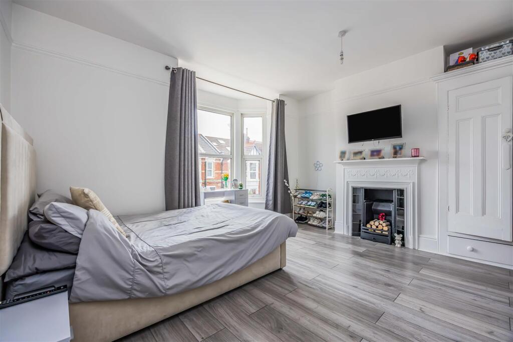 72 Haslemere Road, Southsea-Small-PorticoMarketing