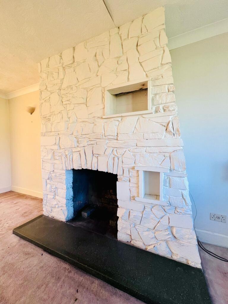 FIREPLACE.jpeg