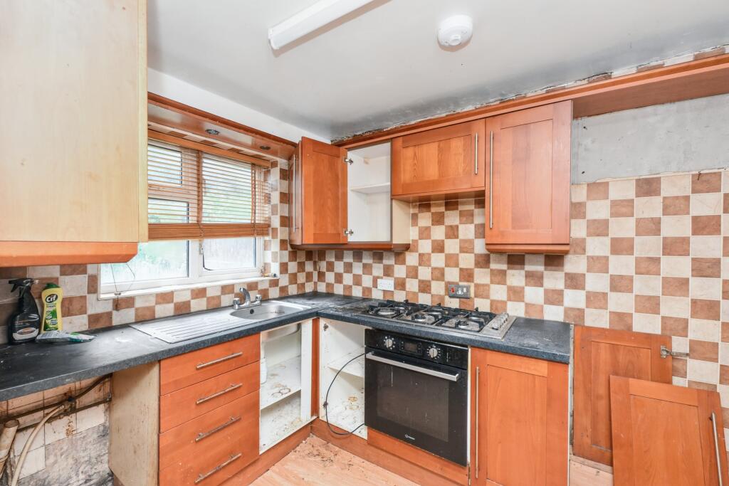 14 Westmeade Close, Cheshunt, Waltham Cross, EN7 6JP