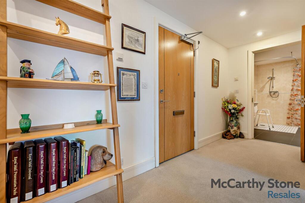 8637672-interior12-800.jpg
