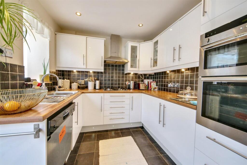 Kitchen.jpg