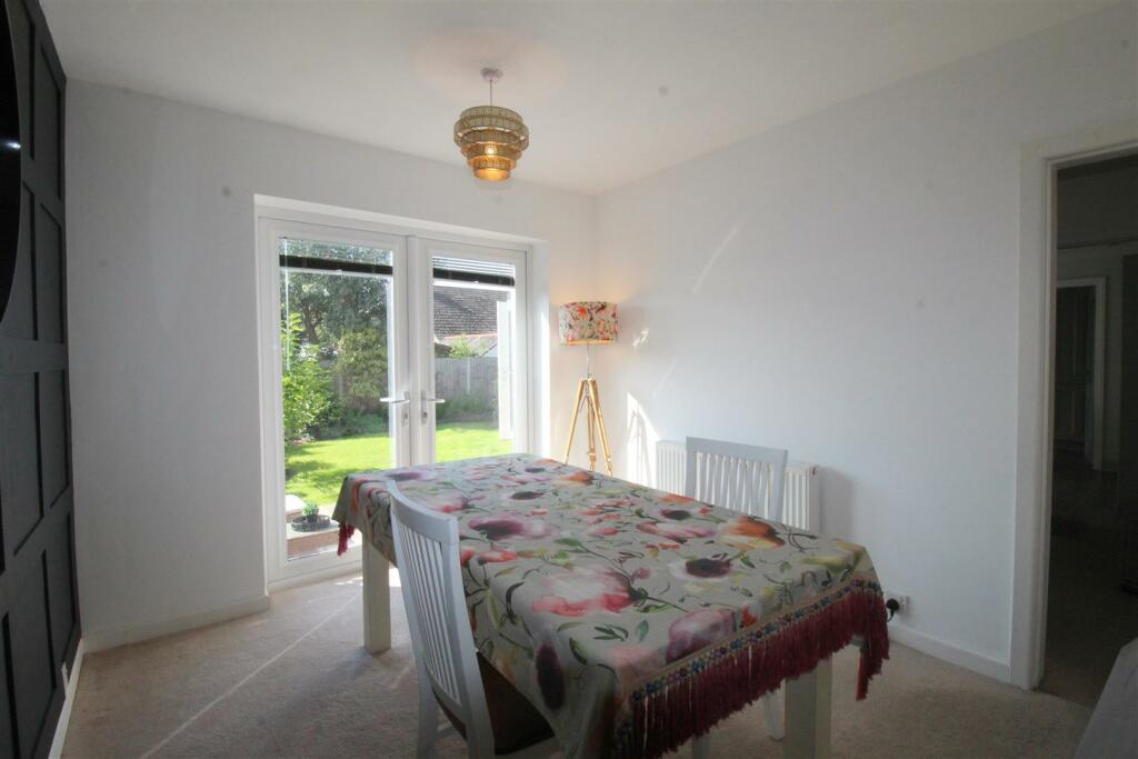 Marquis Drive, 10 Dining Room.JPG