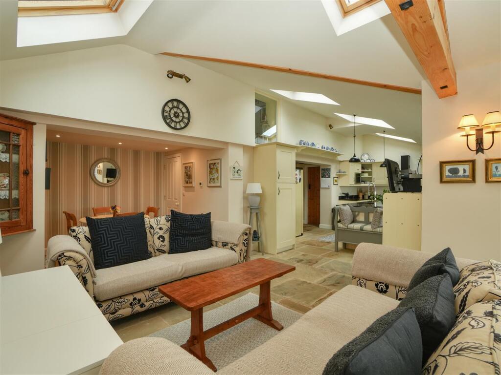 Open Plan Living Dining Kitchen