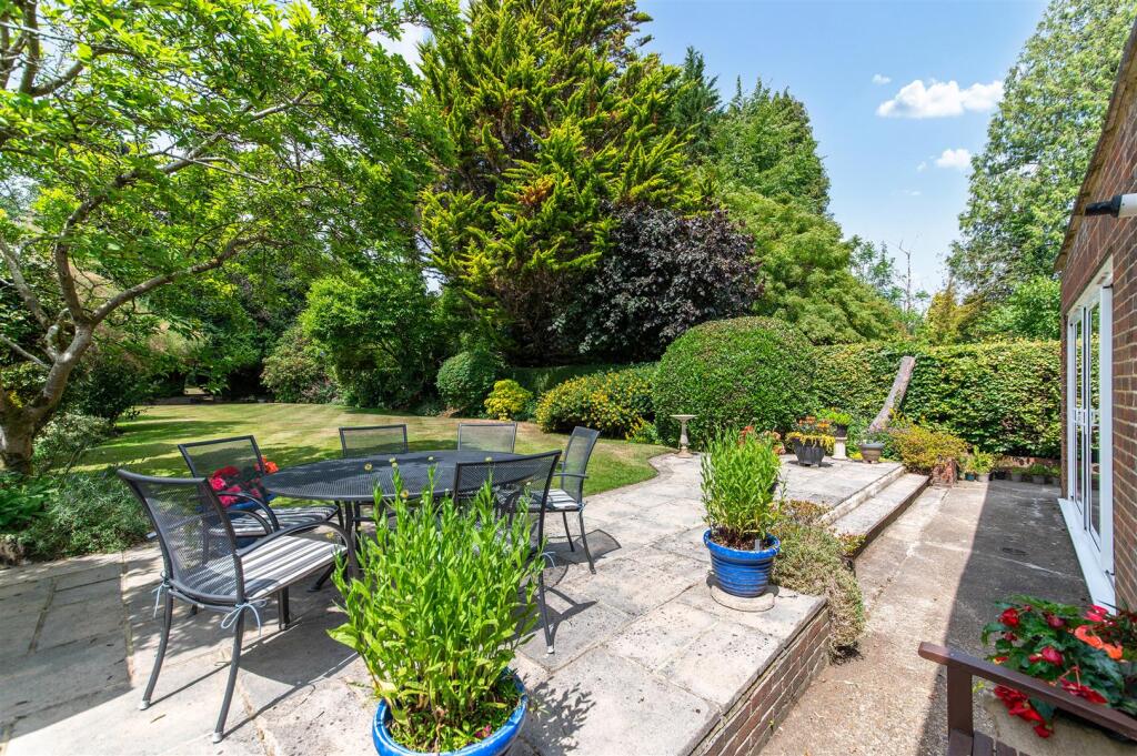 BRIGHTON ROAD,,52- (8).jpg