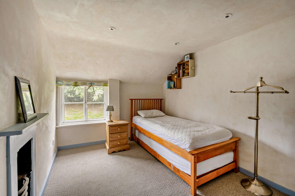 8642411-interior3...