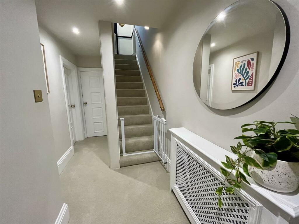 Bramleys Estate Agents - Halifax - Heathfield Terr