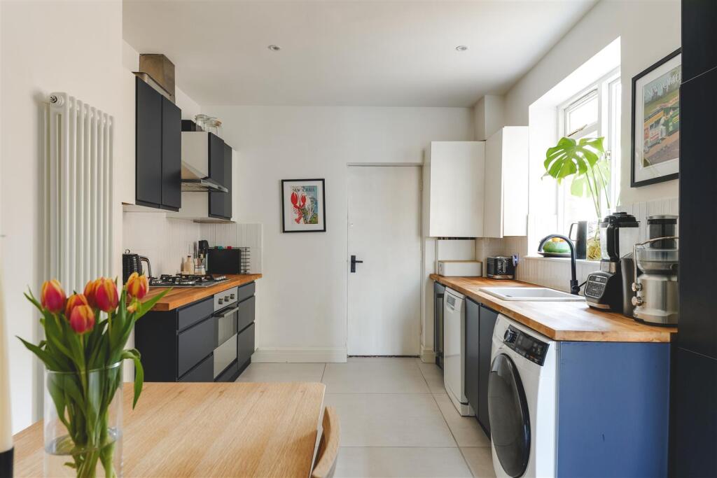 269 Corfield Street-8.jpg