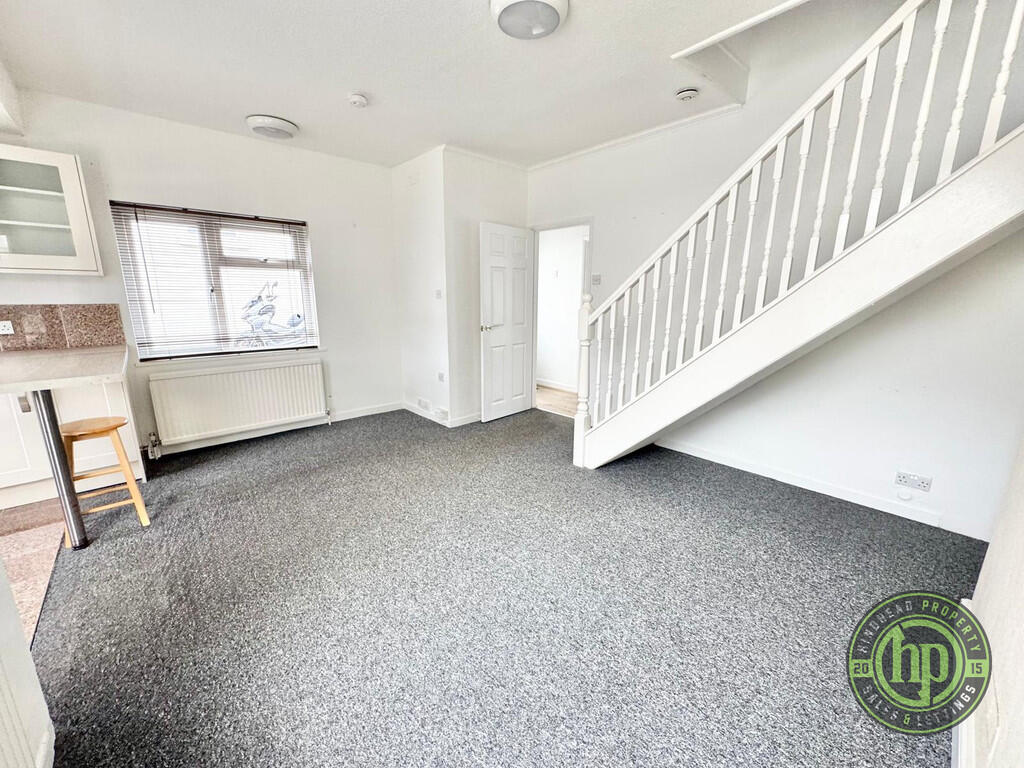 IMG-20250909-WA00...