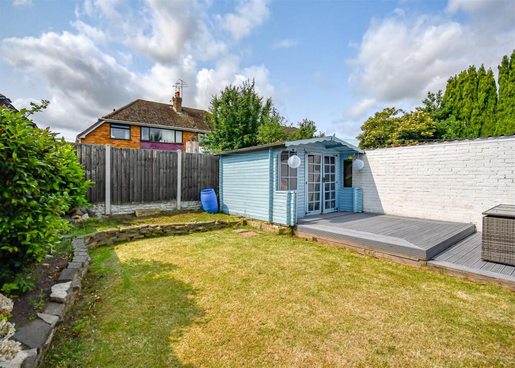 3 Chapel Close-External (2).jpg