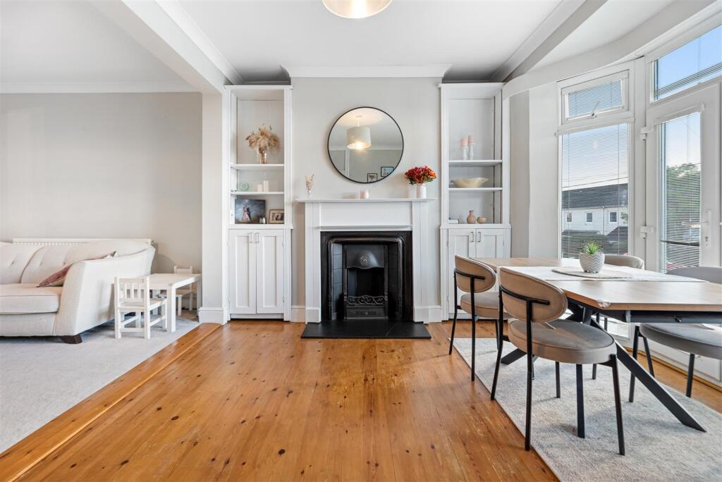 Open Plan Living/Dining Room