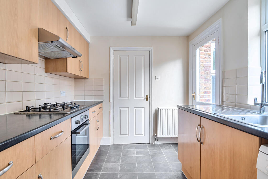 1373739-20-690209694c0e0