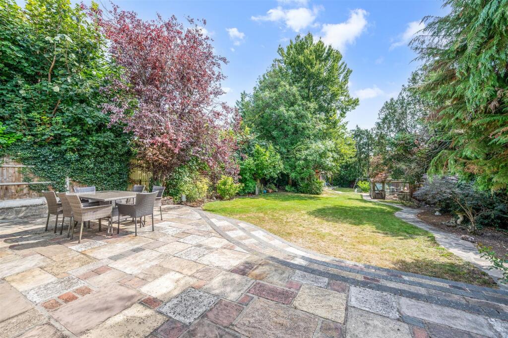 FIR TREE ROAD, 134- (4).jpg