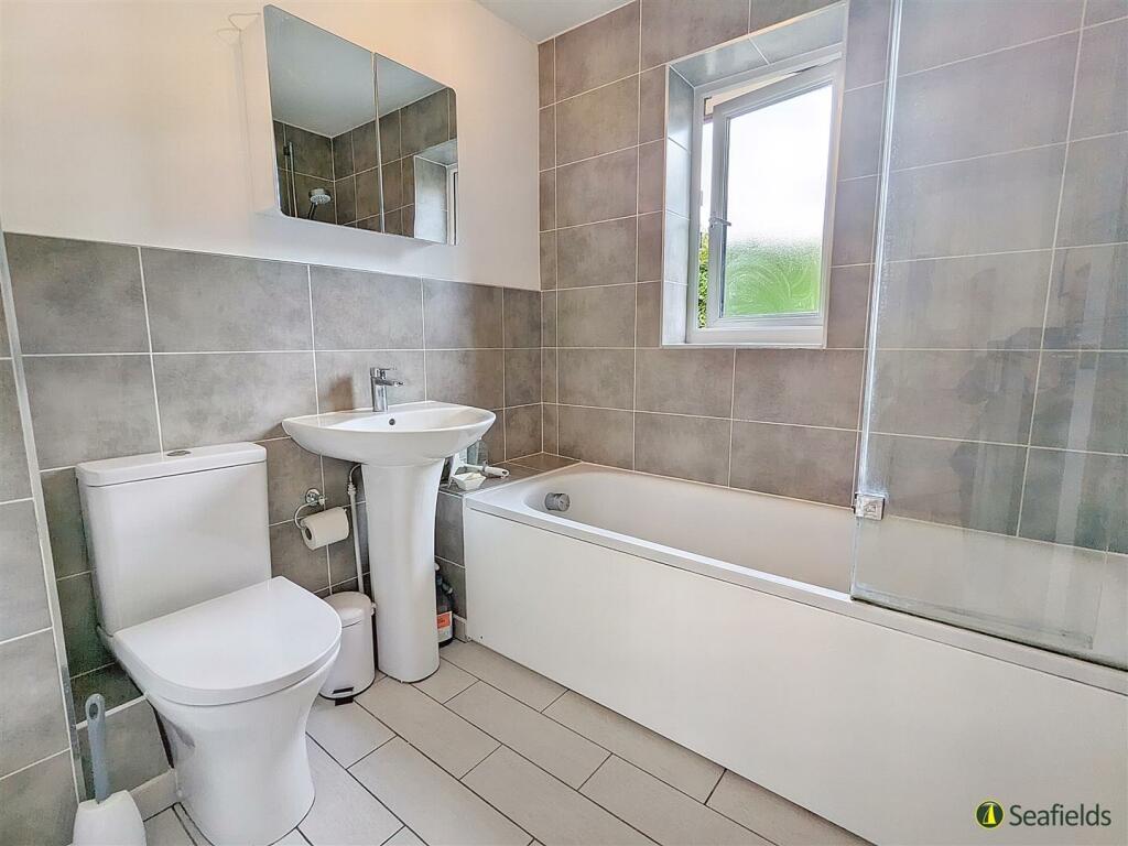 BATH ROOM