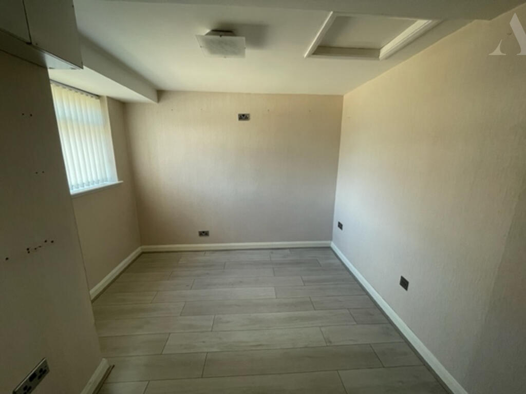 17 collingboune rec 3