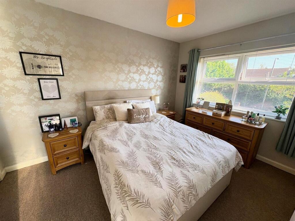 bed1.JPG